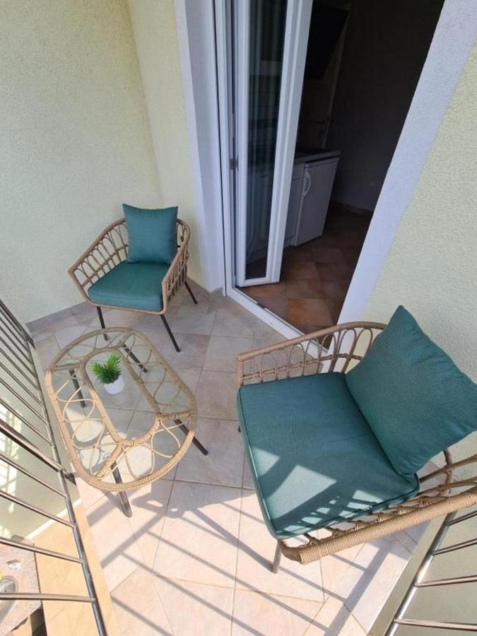 Villa Neda Водице Екстериор снимка