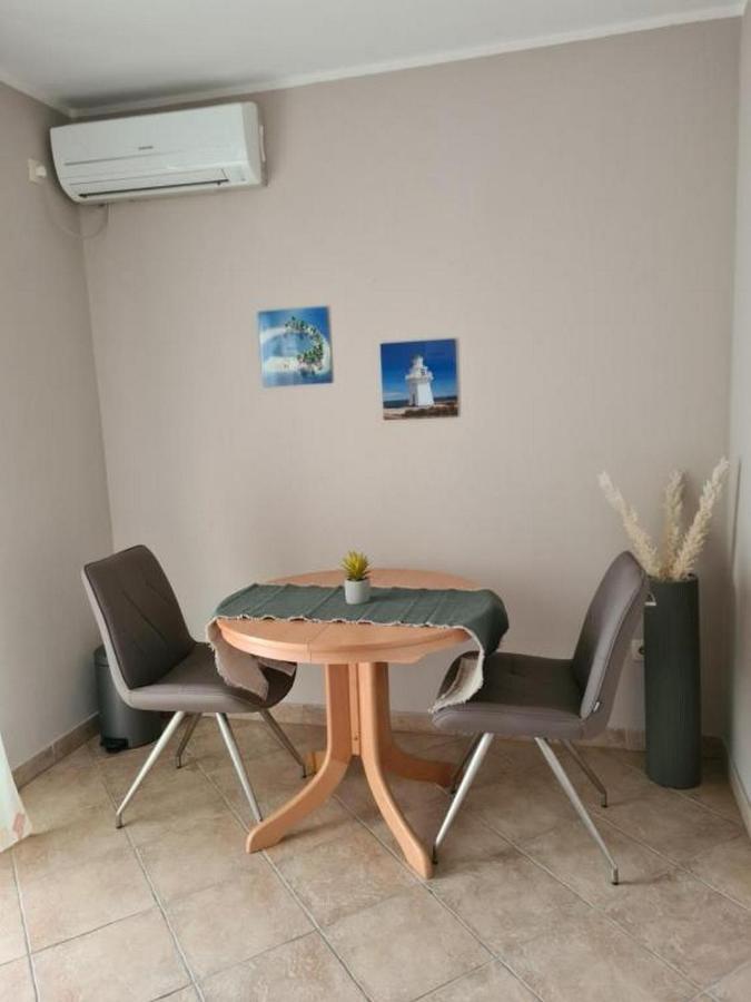 Villa Neda Водице Екстериор снимка
